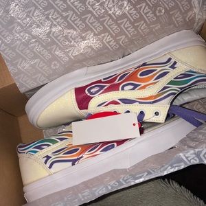 ON HOLD FOR @mathias08